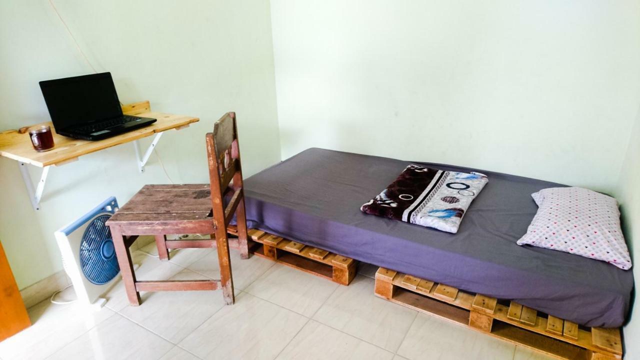 Srikaloka 12 Kostel - For Female And Couple Appartement Jogjakarta Buitenkant foto